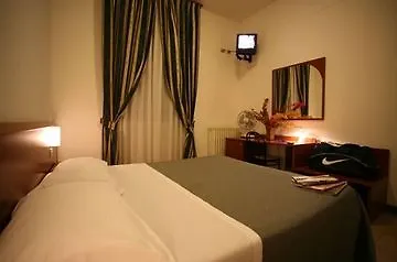 Hotel Paradiso Милан