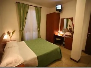 Hotel Paradiso Милан 2*,  Италия